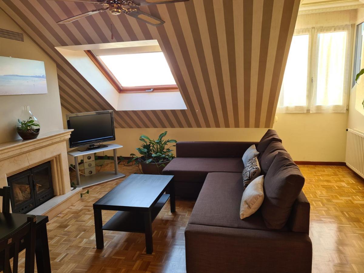 106A Atico Con Garaje Y Chimenea Cerca De La Playa Apartment Gijon Ngoại thất bức ảnh
